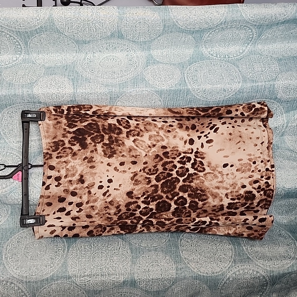 Small Leopard print Midi Skirt by New York Co